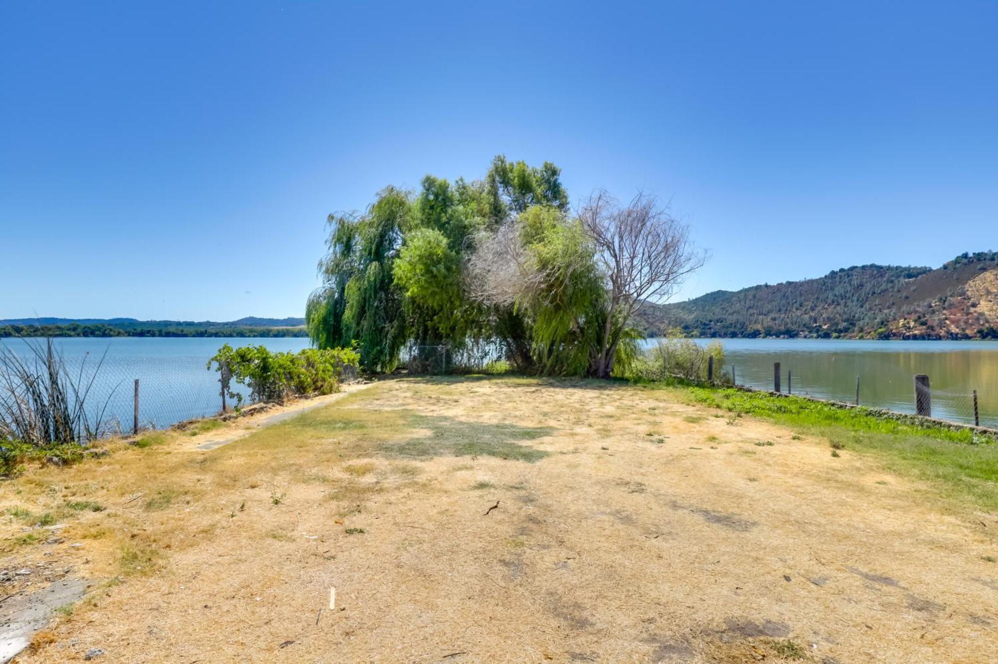 End Unit With Clear Lake Access In Norcal! Apartment เคลียร์เลค ภายนอก รูปภาพ